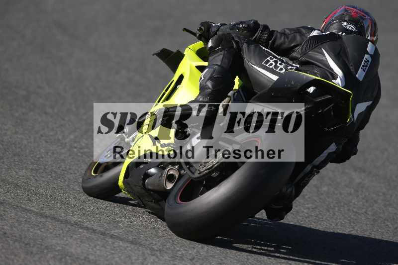 /Archiv-2024/02 29.01.-02.02.2024 Moto Center Thun Jerez/Gruppe gruen-green/229